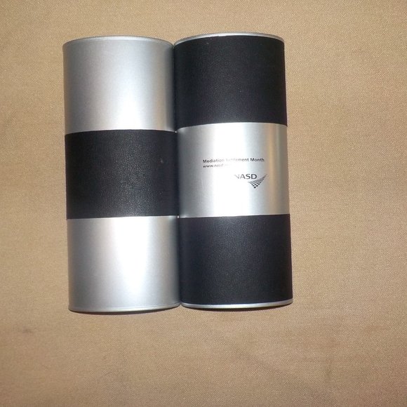 NASD MEDIATION SETTLEMENT MONTH BLACK & SILVER CALCULATOR WITH PEN - Picture 3 of 15